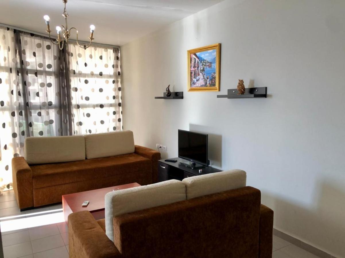 Lorenso Guest House Saranda Dış mekan fotoğraf