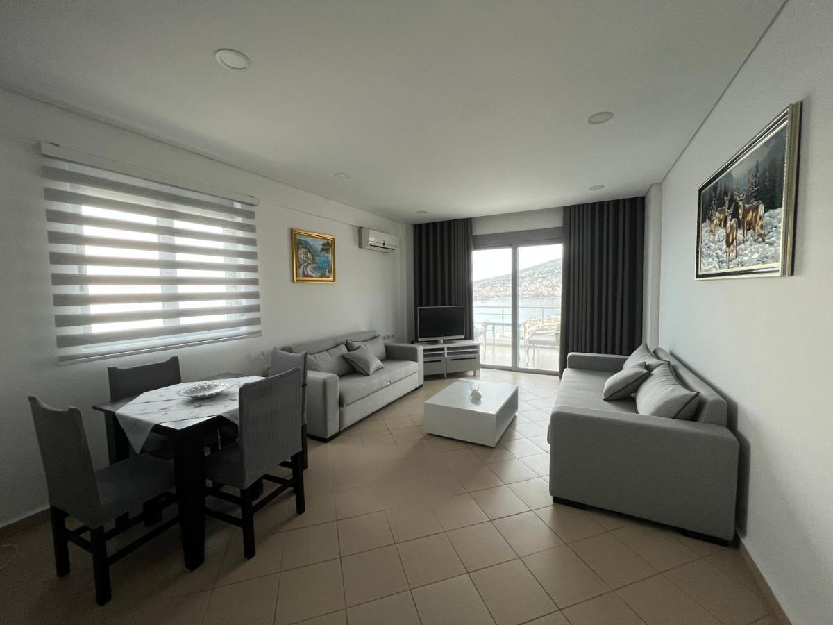 Lorenso Guest House Saranda Dış mekan fotoğraf
