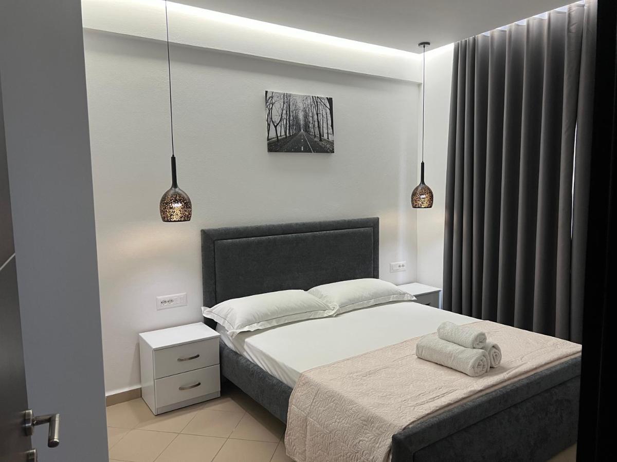 Lorenso Guest House Saranda Dış mekan fotoğraf