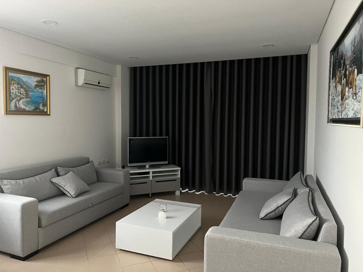 Lorenso Guest House Saranda Dış mekan fotoğraf